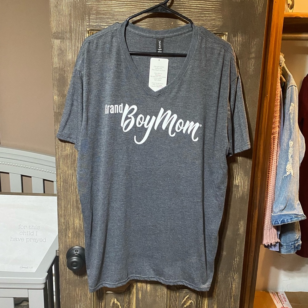 NWT T-shirt
